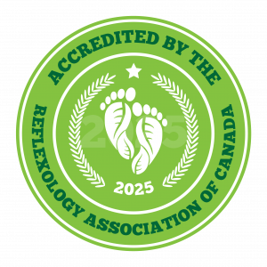 Accredited Logo 2025-EN-DARK GREEN-03